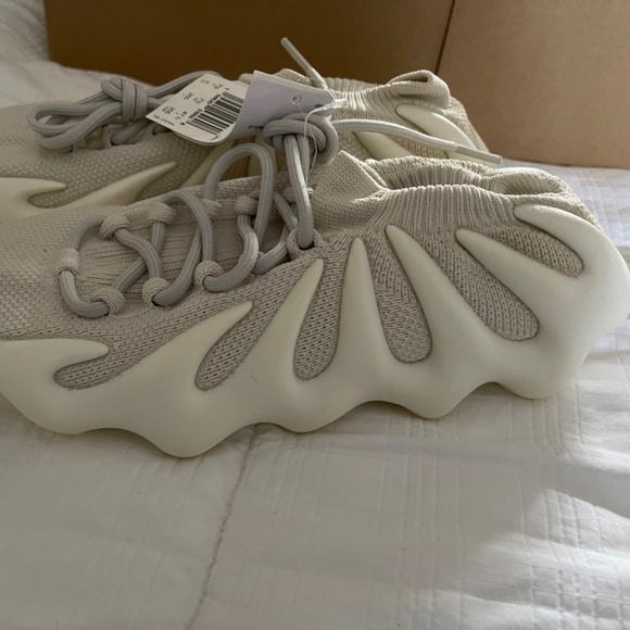 Yeezy 450 main image 7
